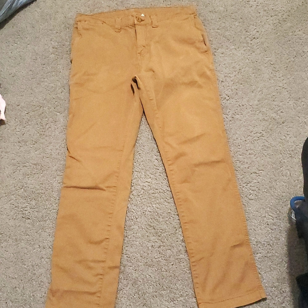 Chinos